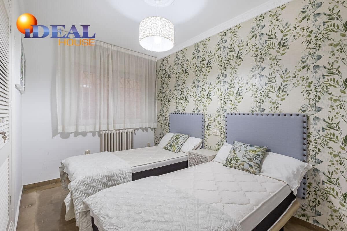 3 bedroom Flat for sale in Granada city - € 615,000 (Ref: 9434138)