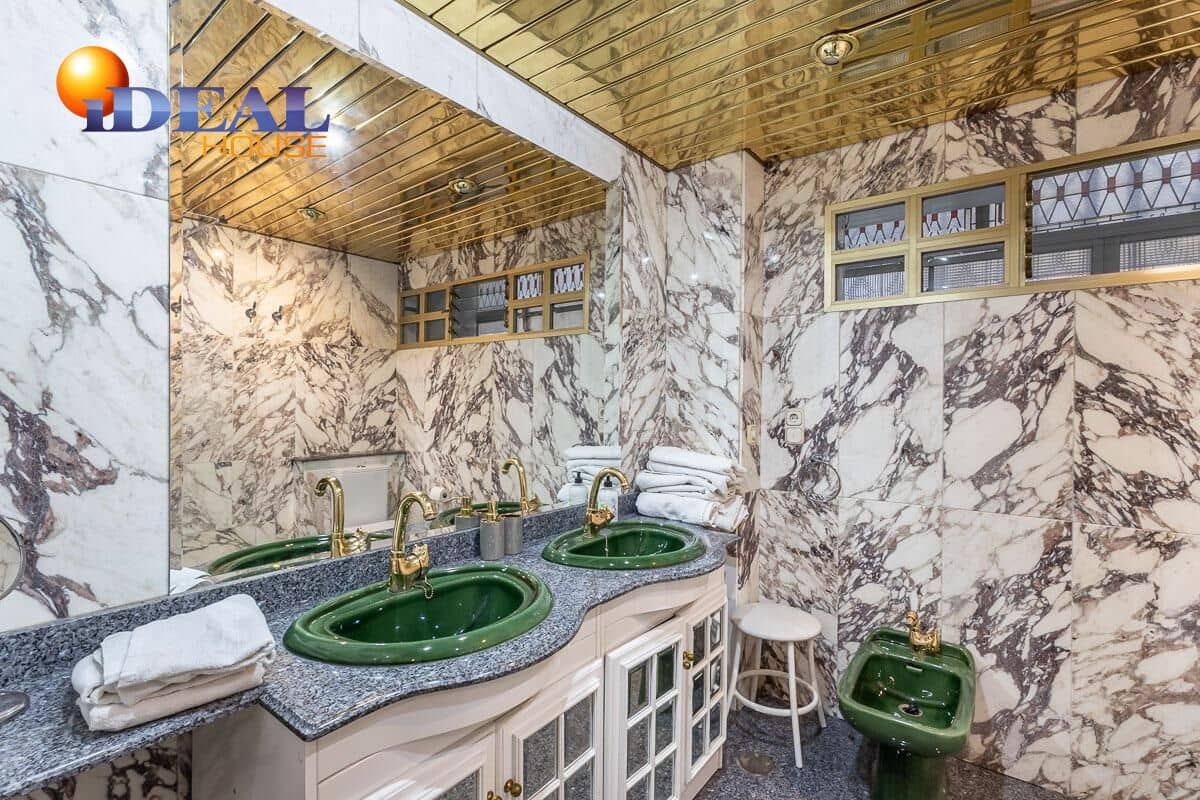 3 bedroom Flat for sale in Granada city - € 615,000 (Ref: 9434138)