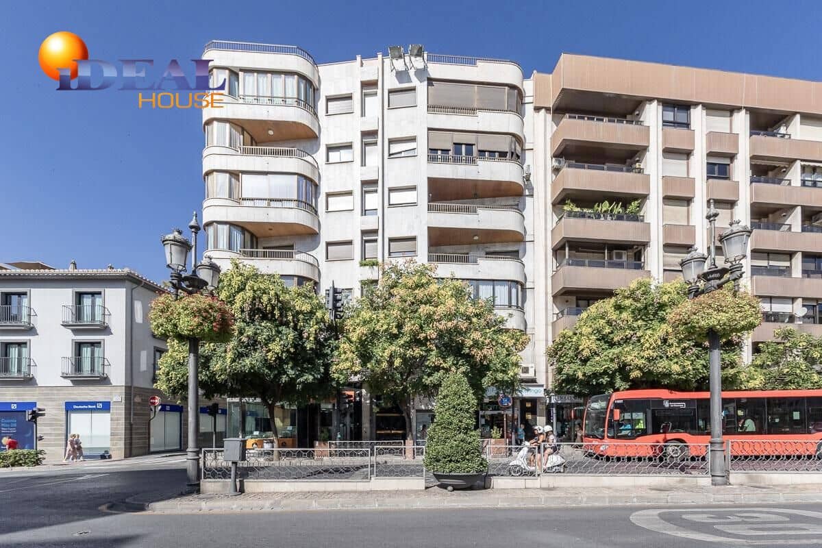 3 bedroom Flat for sale in Granada city - € 615,000 (Ref: 9434138)