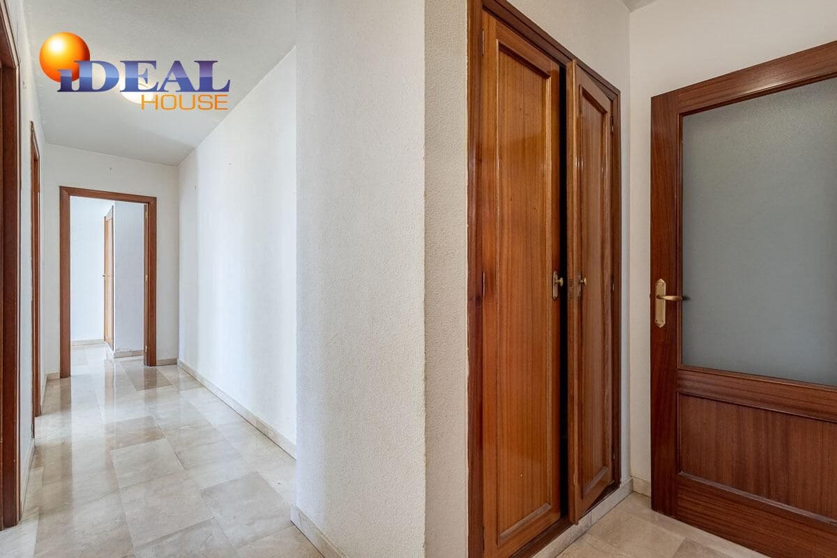 Piso de 3 habitaciones en Granada ciudad en venta con garaje - 395.000 € (Ref: 9434139)