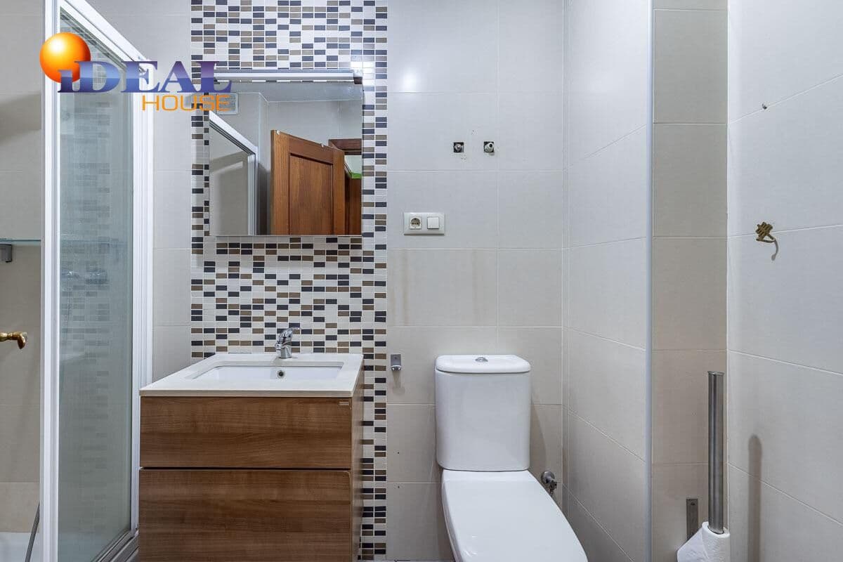 Piso de 3 habitaciones en Granada ciudad en venta con garaje - 395.000 € (Ref: 9434139)