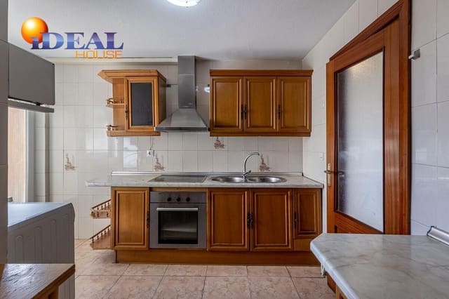 Piso de 3 habitaciones en Granada ciudad en venta con garaje - 395.000 € (Ref: 9434139)