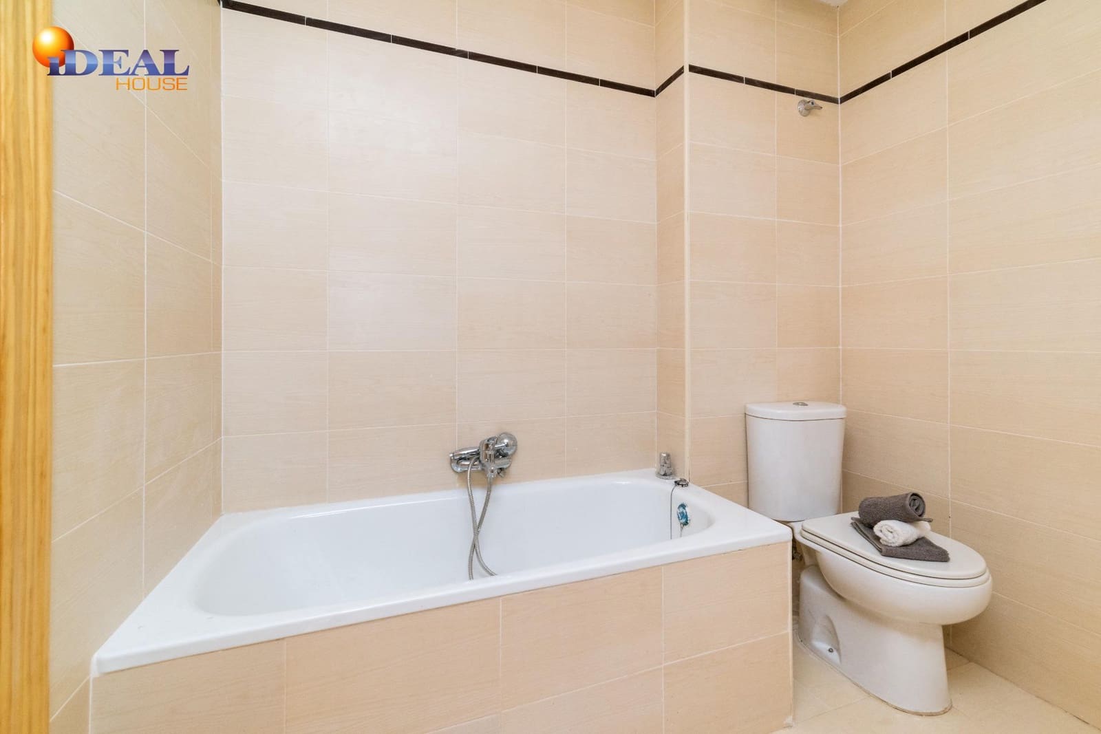 2 bedroom Penthouse for sale in Lachar - € 89,000 (Ref: 9434140)