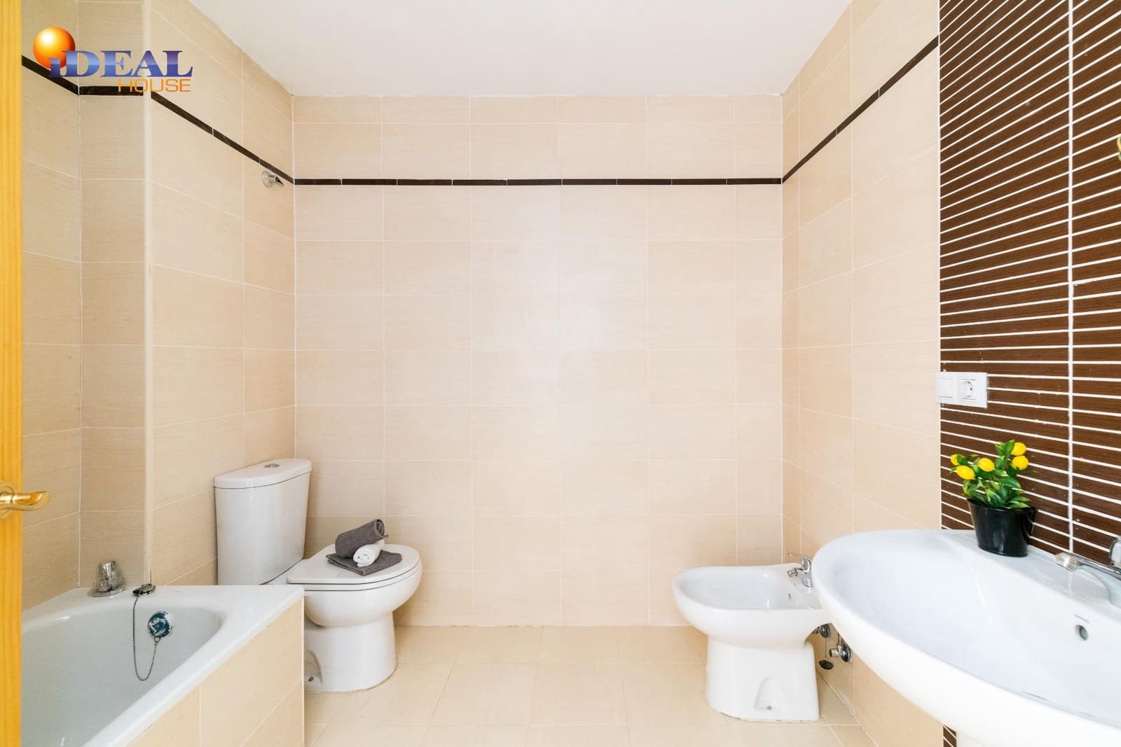 2 bedroom Penthouse for sale in Lachar - € 89,000 (Ref: 9434140)