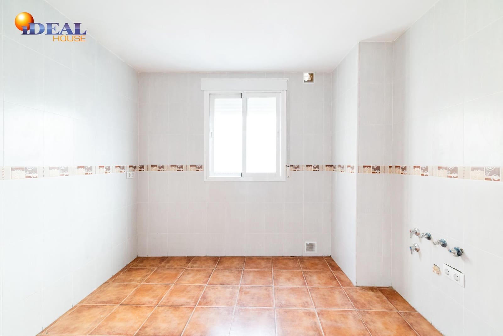 2 bedroom Penthouse for sale in Lachar - € 89,000 (Ref: 9434140)