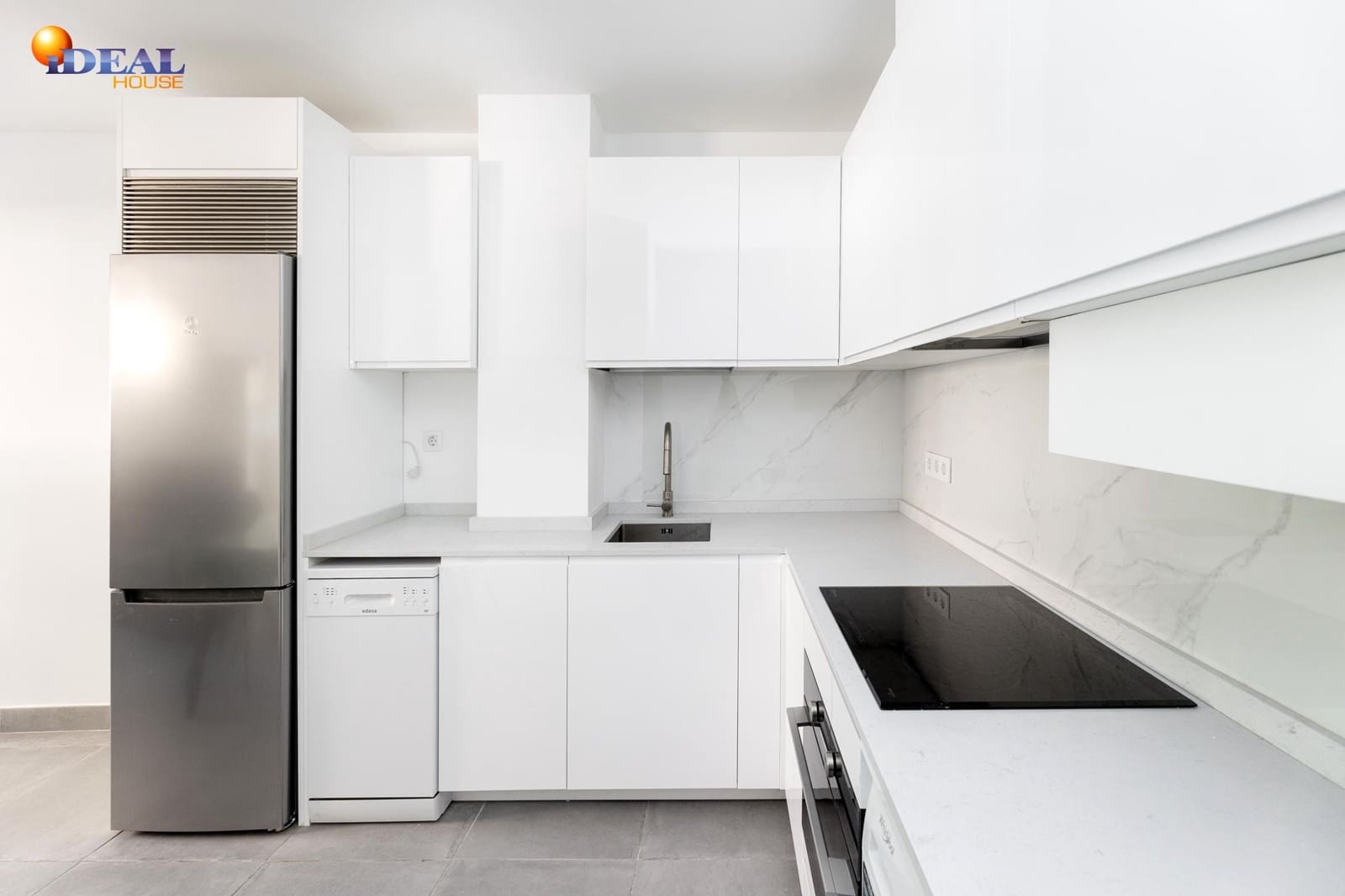 Apartamento de 2 habitaciones en Granada ciudad en venta - 199.999 € (Ref: 9434141)