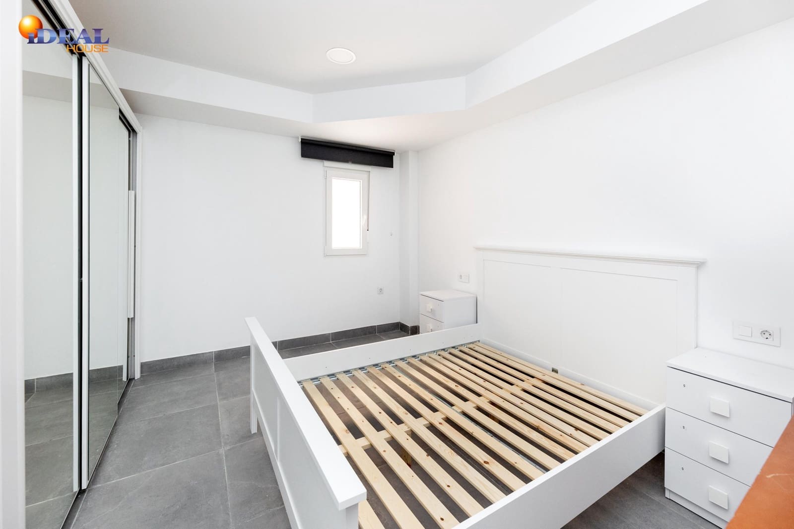 Apartamento de 2 habitaciones en Granada ciudad en venta - 199.999 € (Ref: 9434141)