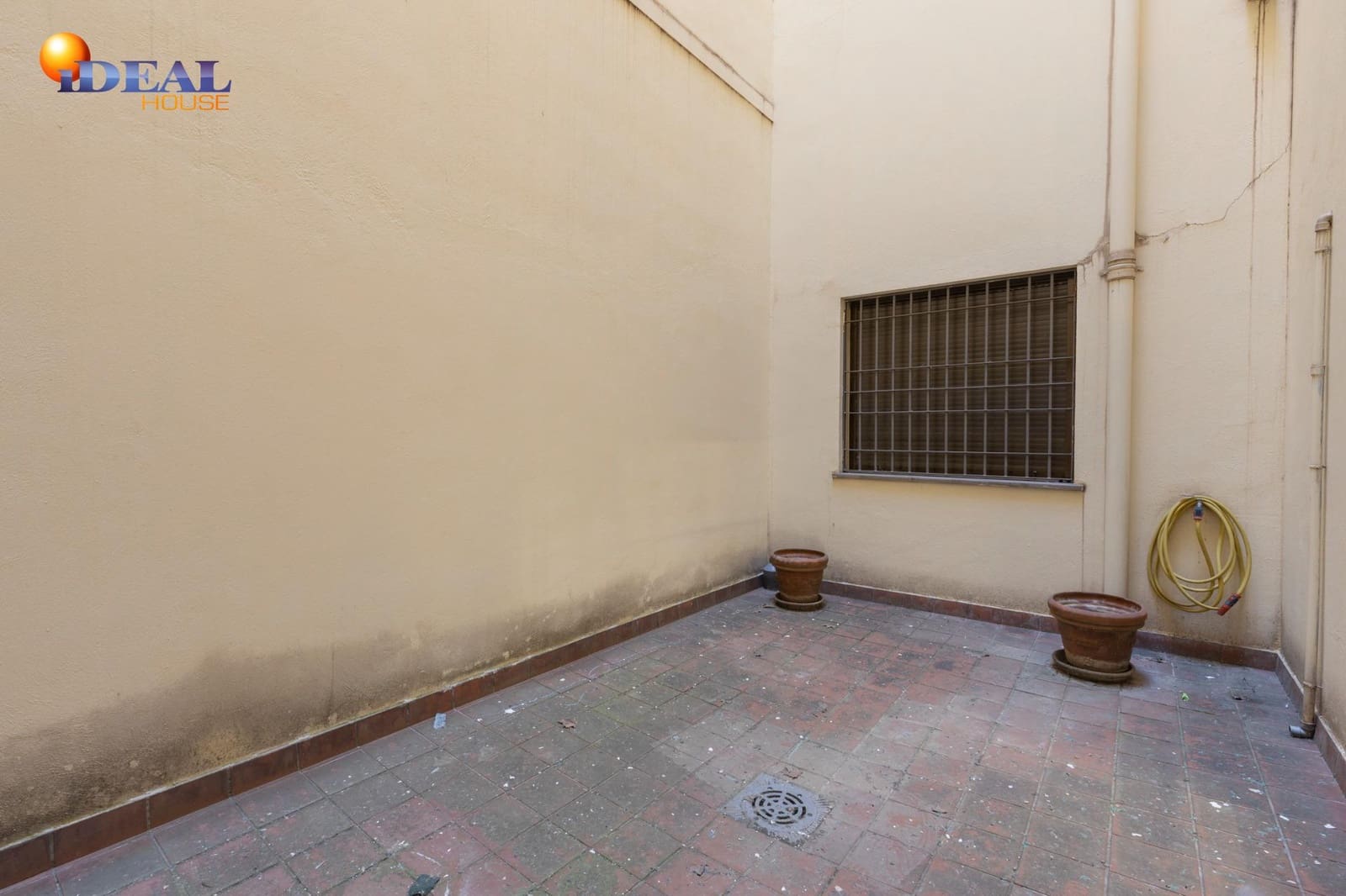 Gewerbe zu verkaufen in Granada Stadt - 1.350.000 € (Ref: 9434142)