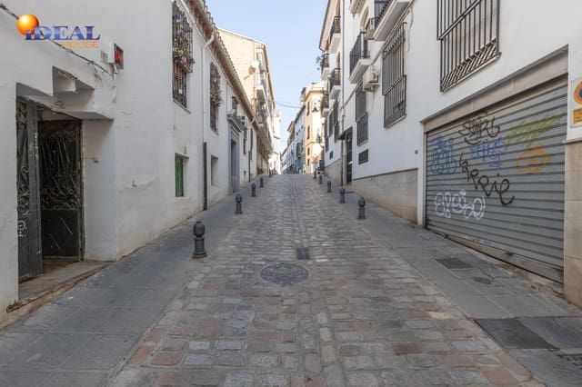 Hus til salgs i San Matías - Realejo, Granada by - € 950 000 (Ref: 9434143)