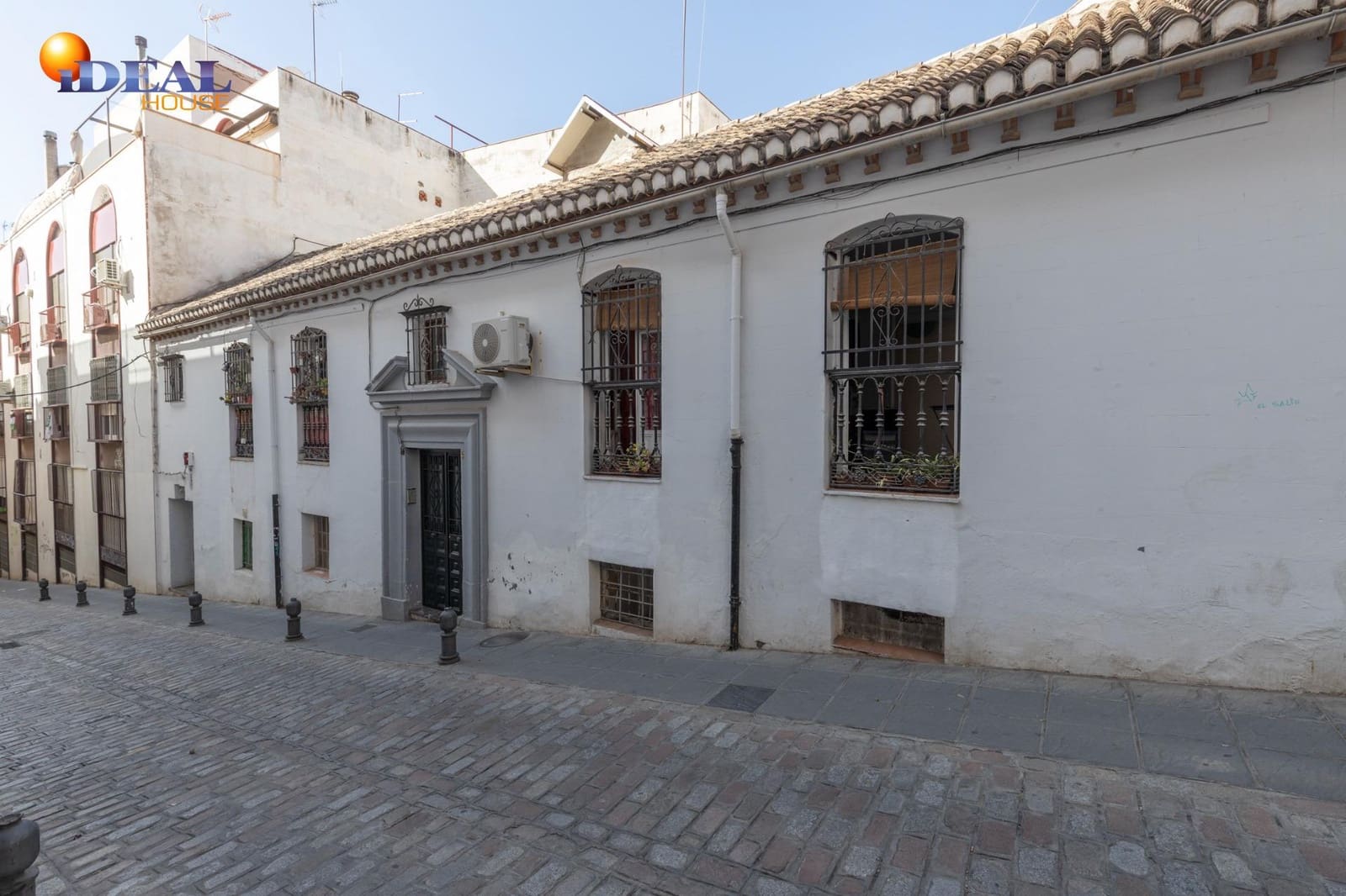 Hus til salgs i Granada by - € 950 000 (Ref: 9434143)