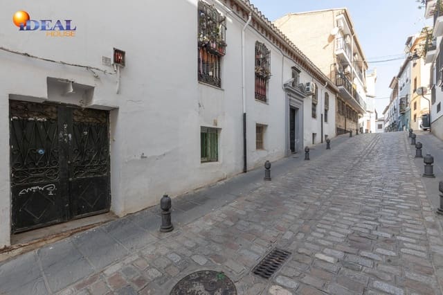 Hus til salgs i San Matías - Realejo, Granada by - € 950 000 (Ref: 9434143)