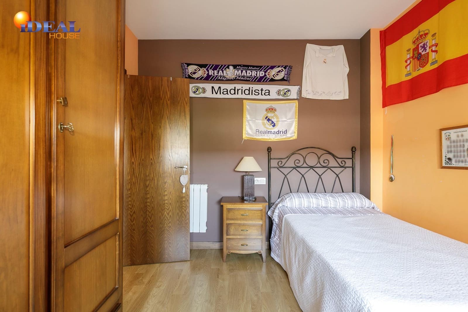 4 soverom Rekkehus til salgs i Santa Fe med garasje - € 284 900 (Ref: 9434144)