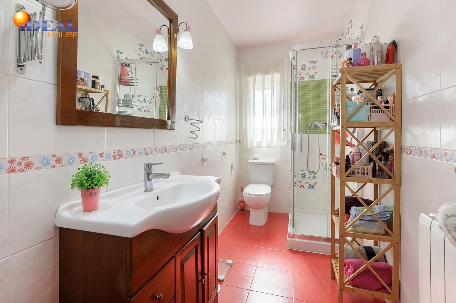 4 soverom Rekkehus til salgs i Santa Fe med garasje - € 284 900 (Ref: 9434144)