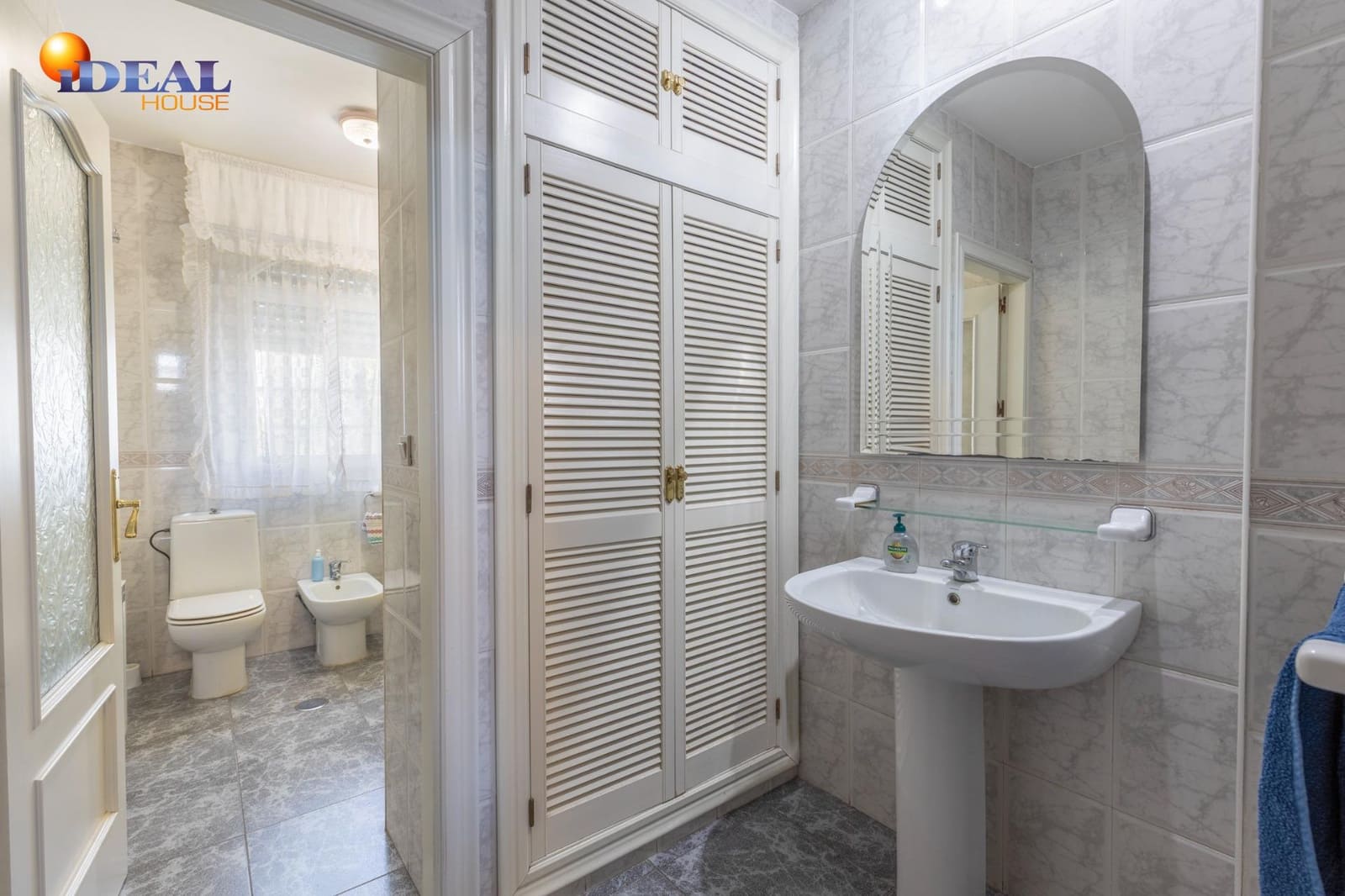 8 bedroom Villa for sale in Atarfe with pool garage - € 740,000 (Ref: 9434145)