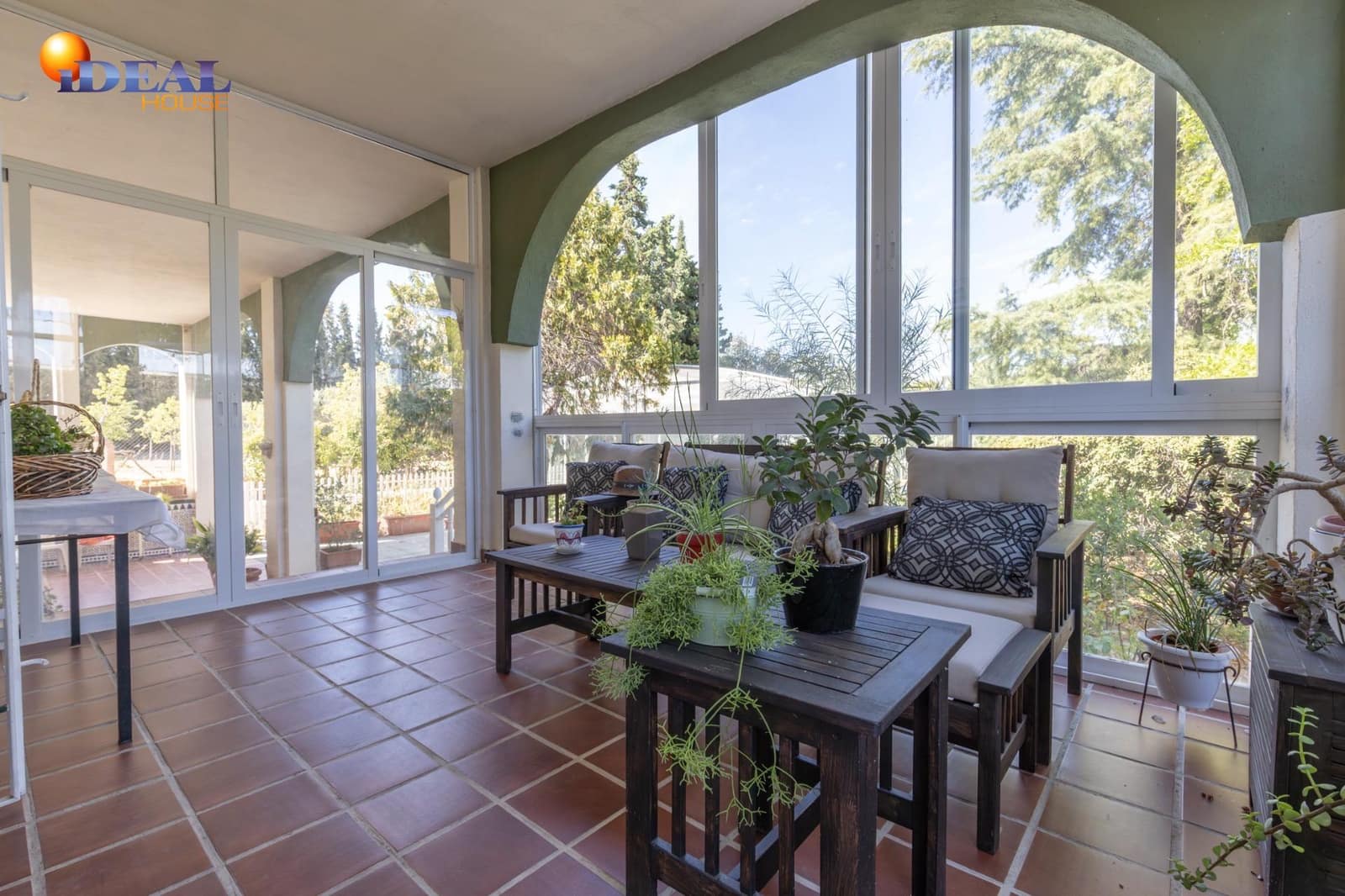 8 bedroom Villa for sale in Atarfe with pool garage - € 740,000 (Ref: 9434145)