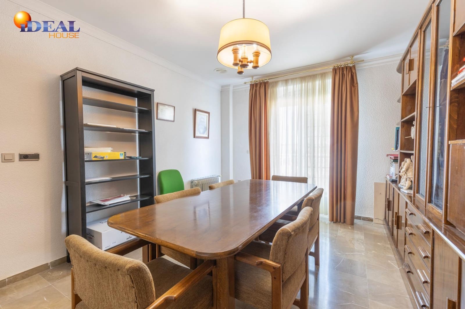 8 bedroom Villa for sale in Atarfe with pool garage - € 740,000 (Ref: 9434145)