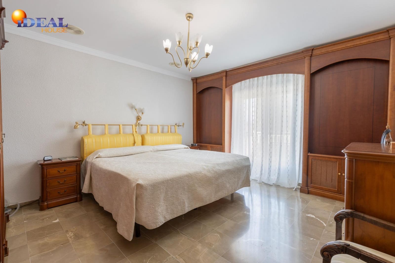 8 bedroom Villa for sale in Atarfe with pool garage - € 740,000 (Ref: 9434145)