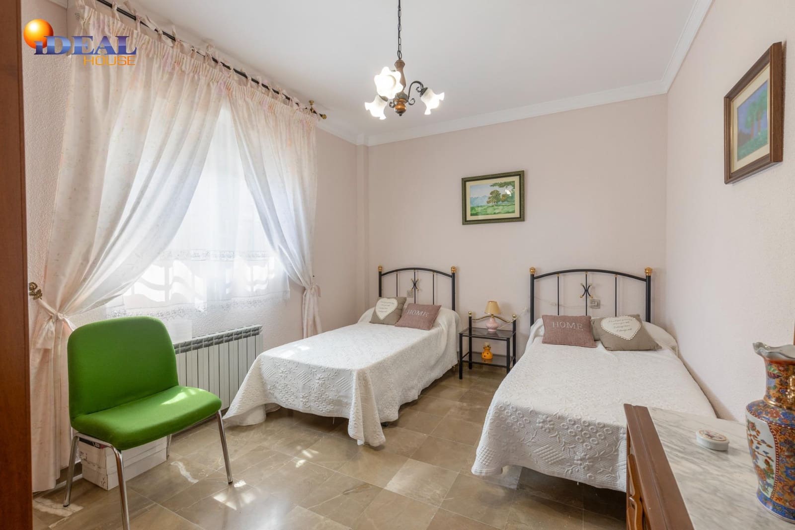 8 bedroom Villa for sale in Atarfe with pool garage - € 740,000 (Ref: 9434145)