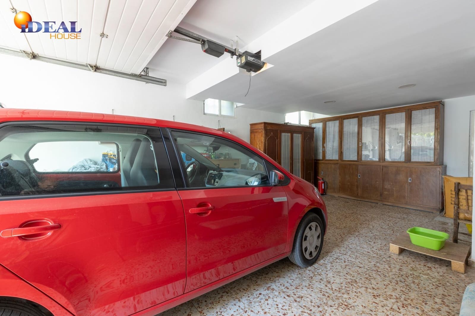 8 bedroom Villa for sale in Atarfe with pool garage - € 740,000 (Ref: 9434145)