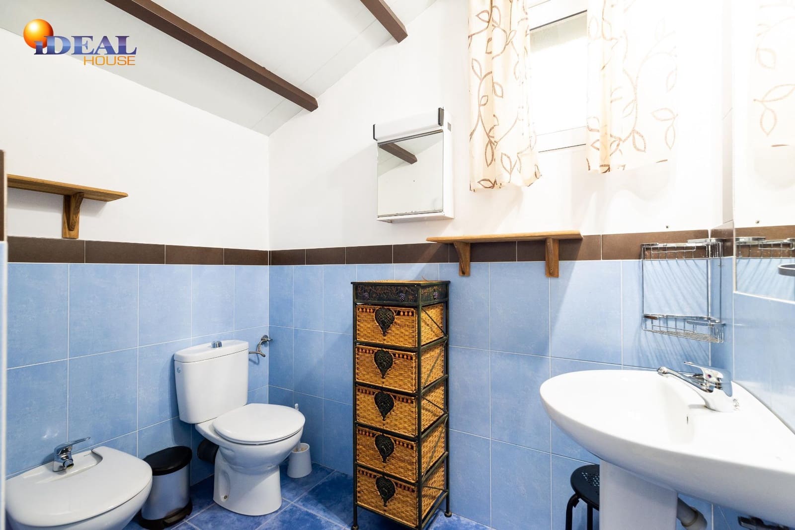 3 bedroom Finca/Country House for sale in Cogollos Vega - € 205,000 (Ref: 9434147)