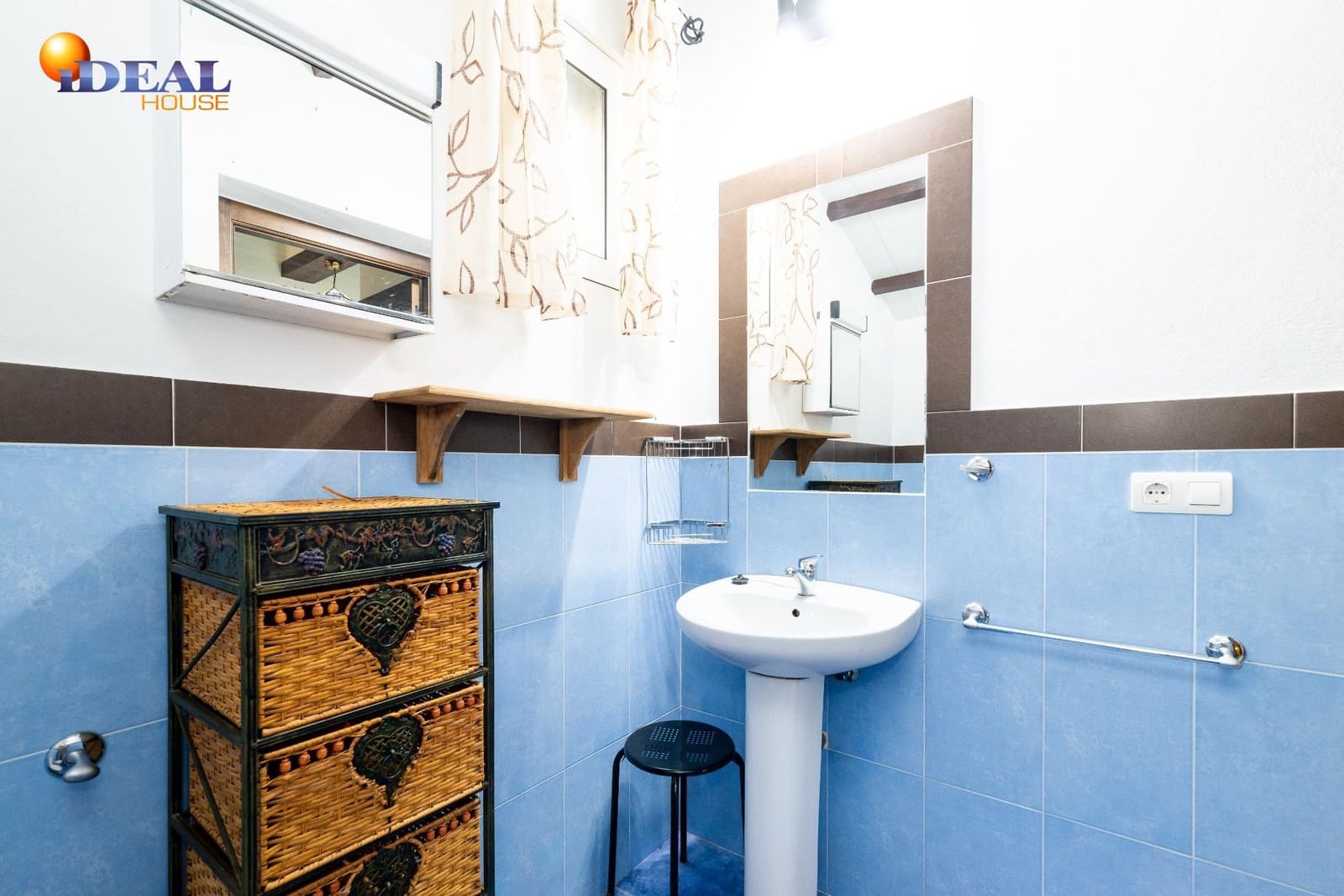 3 bedroom Finca/Country House for sale in Cogollos Vega - € 205,000 (Ref: 9434147)