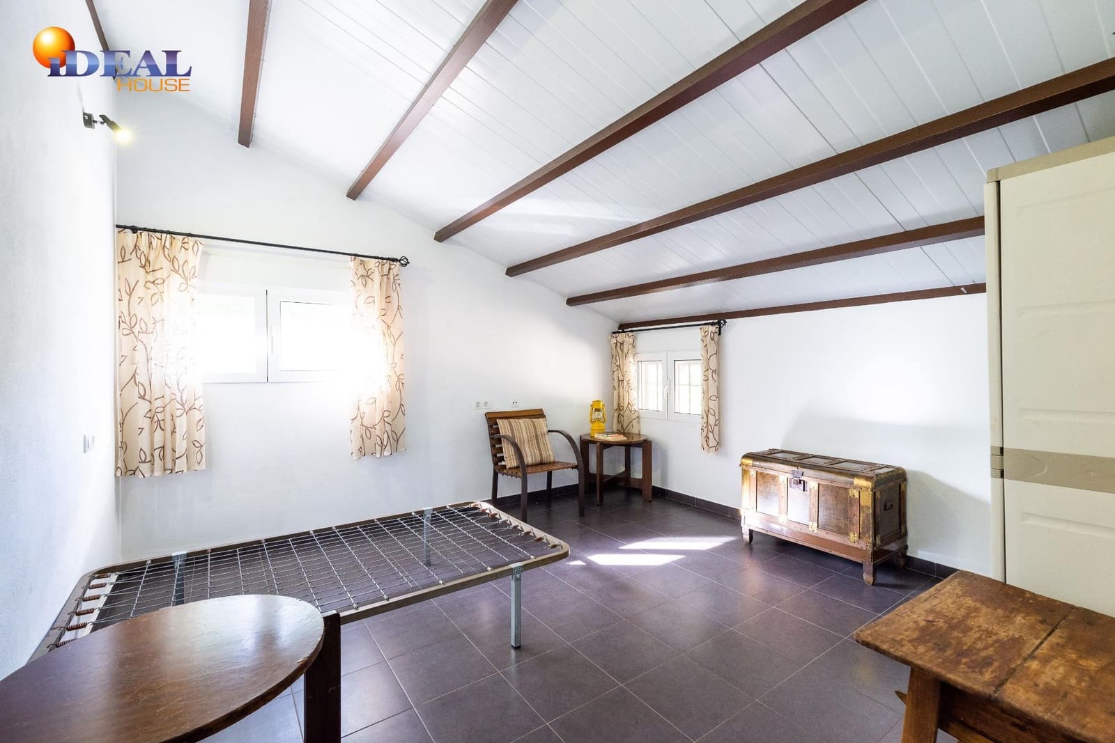 3 bedroom Finca/Country House for sale in Cogollos Vega - € 205,000 (Ref: 9434147)