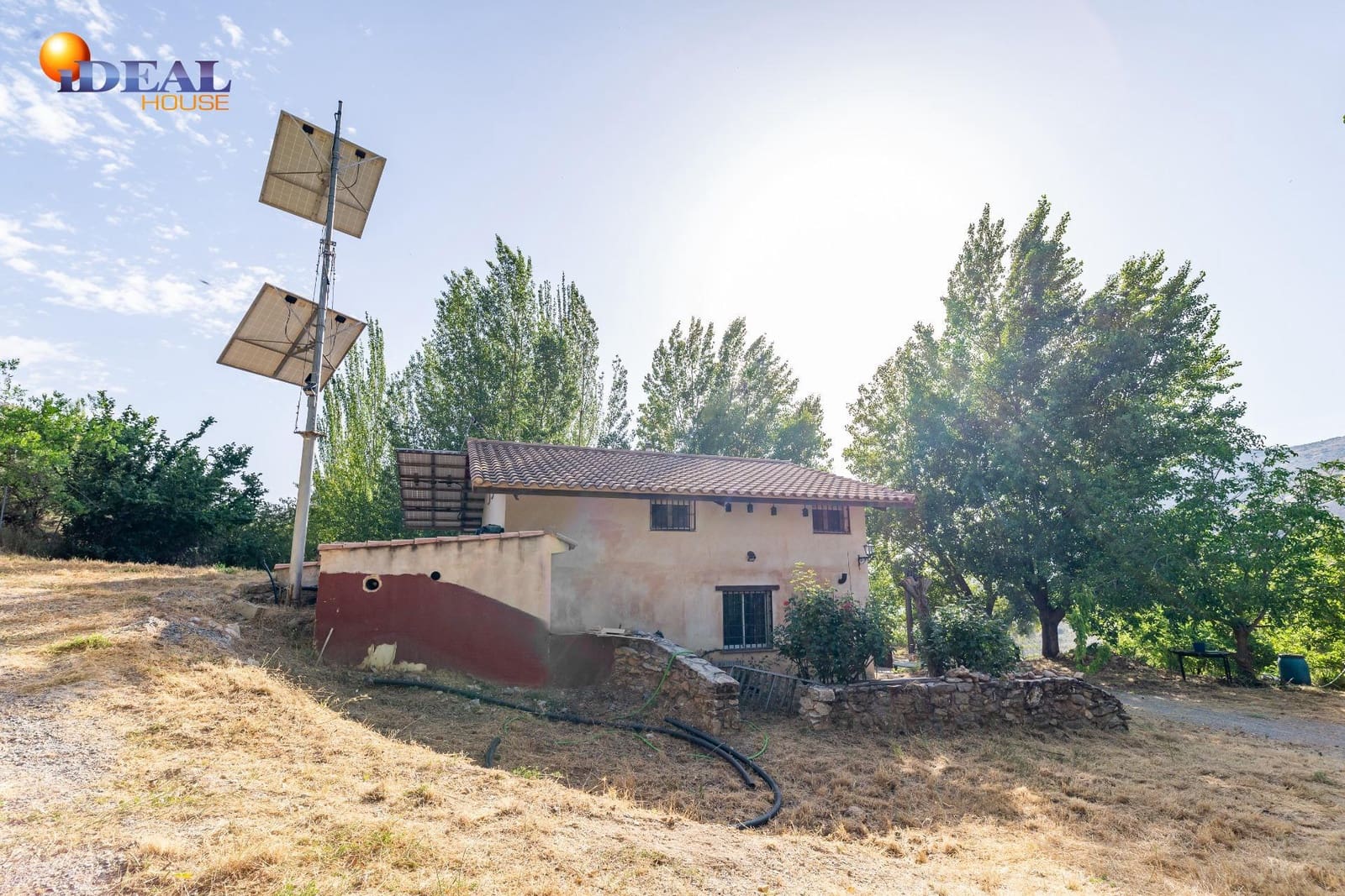 3 bedroom Finca/Country House for sale in Cogollos Vega - € 205,000 (Ref: 9434147)