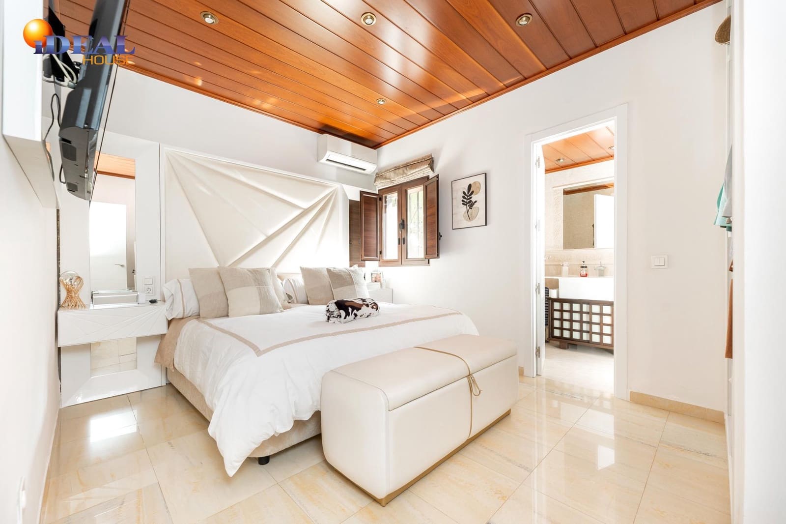 4 sypialnia Willa na sprzedaż w Gojar z basenem - 599 000 € (Ref: 9434151)