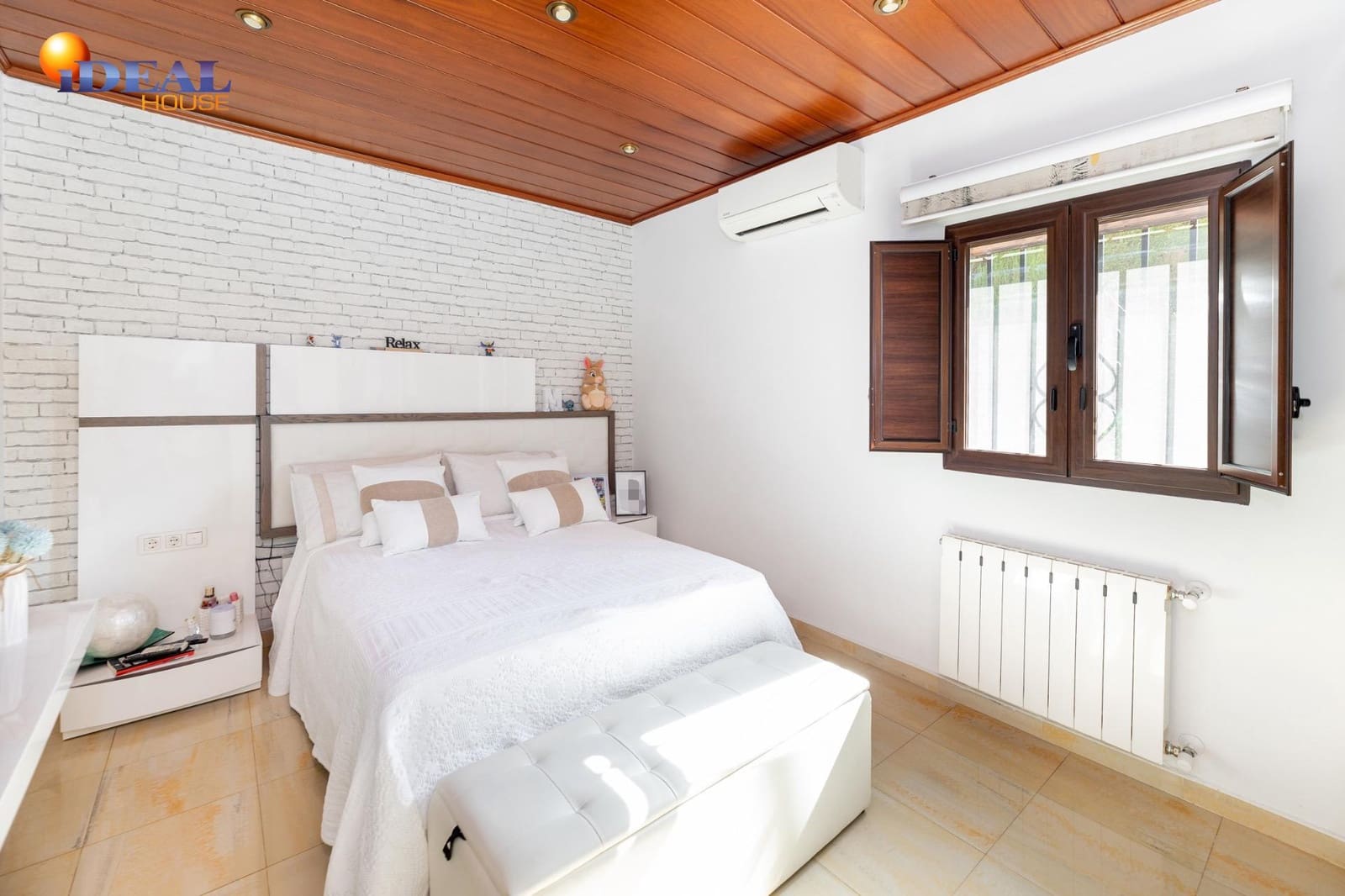 4 sypialnia Willa na sprzedaż w Gojar z basenem - 599 000 € (Ref: 9434151)