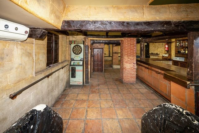 Kommersiell till salu i Granada stad - 140 000 € (Ref: 9434152)