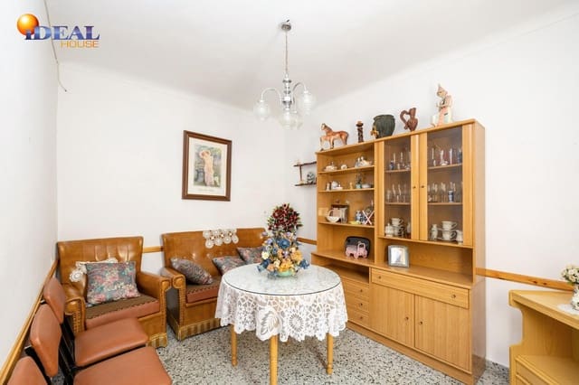 4 soverom Hus til salgs i Illora med garasje - € 84 900 (Ref: 9434155)