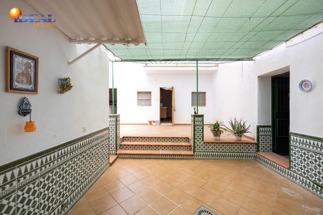 4 soverom Hus til salgs i Illora med garasje - € 84 900 (Ref: 9434155)