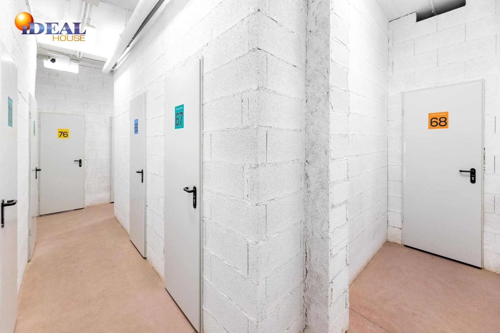 Commercieel te koop in Granada stad - € 535.000 (Ref: 9434158)