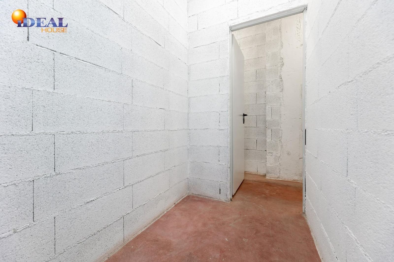 Commercieel te koop in Granada stad - € 535.000 (Ref: 9434158)