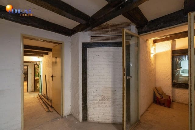 Comercial para venda em Centro - Sagrario, Granada cidade - 90 000 € (Ref: 9434163)