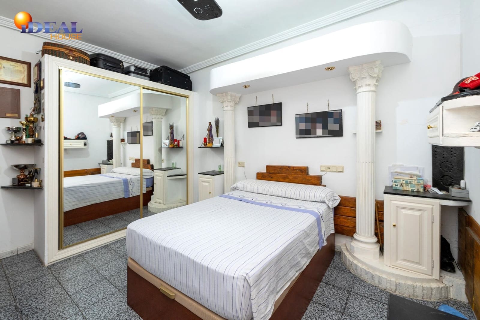 Bar/Restaurante de 4 habitaciones en Huéneja en venta - 245.000 € (Ref: 9434167)