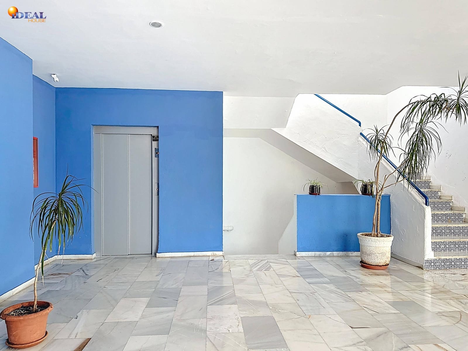 Apartamento de 1 habitación en Roquetas de Mar en venta con piscina - 195.000 € (Ref: 9434168)