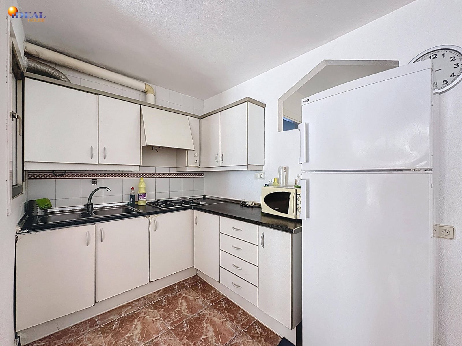 Apartamento de 1 habitación en Roquetas de Mar en venta con piscina - 195.000 € (Ref: 9434168)