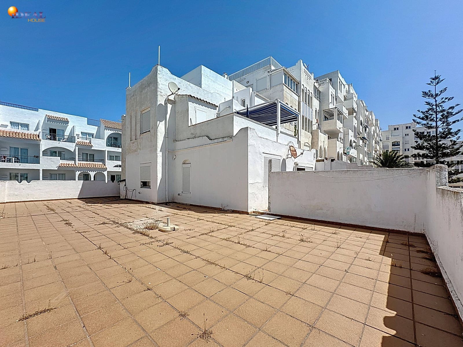 Apartamento de 1 habitación en Roquetas de Mar en venta con piscina - 195.000 € (Ref: 9434168)