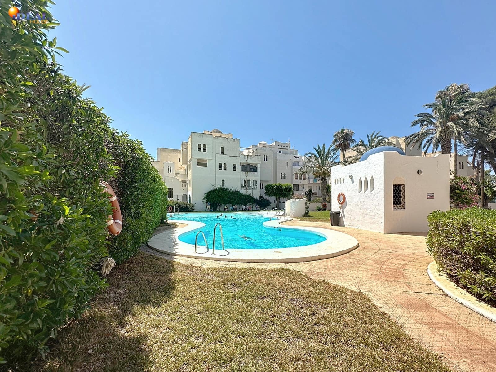 Apartamento de 1 habitación en Roquetas de Mar en venta con piscina - 195.000 € (Ref: 9434168)