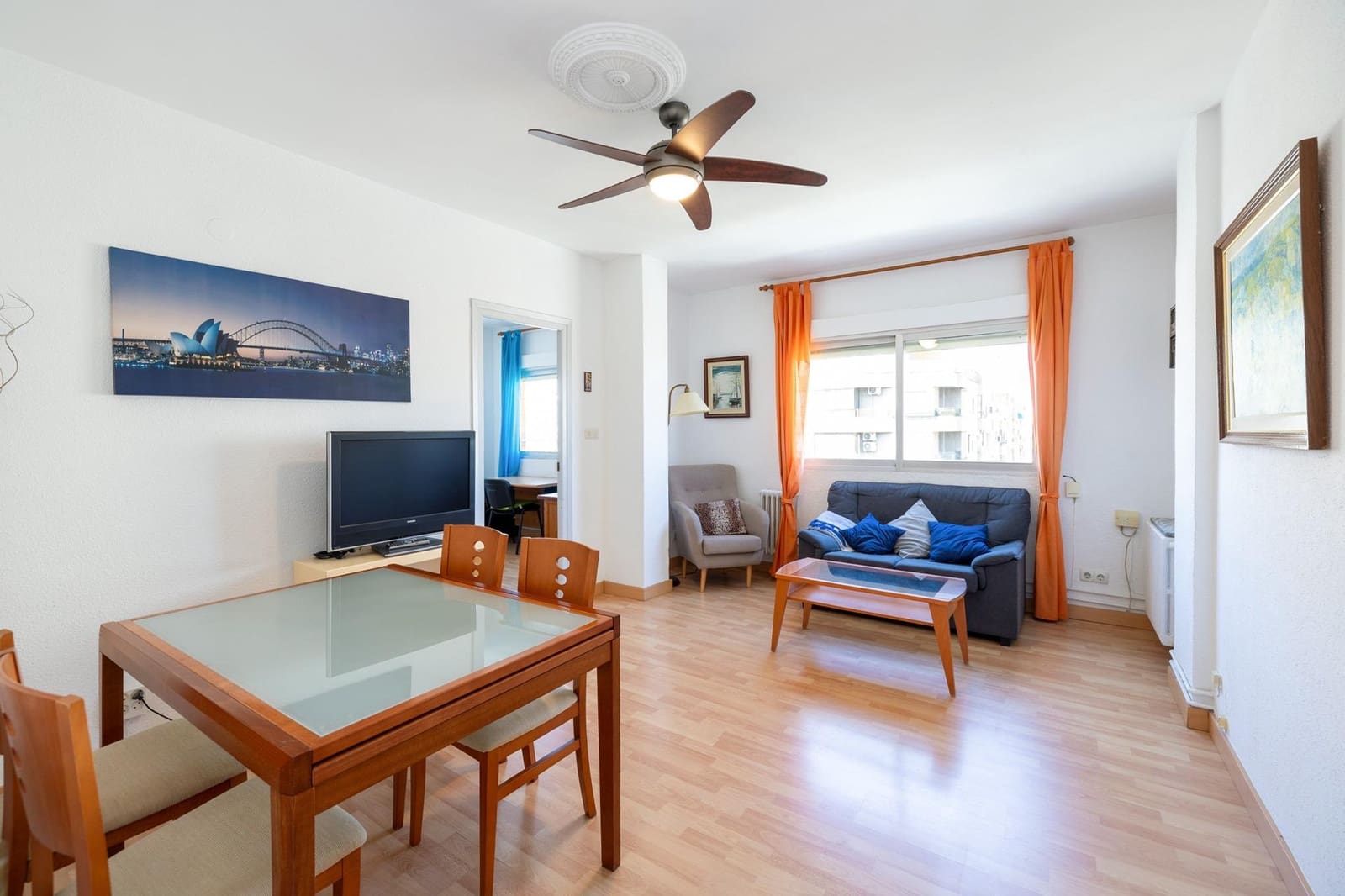 4 bedroom Flat for sale in Granada city - € 330,000 (Ref: 9434170)