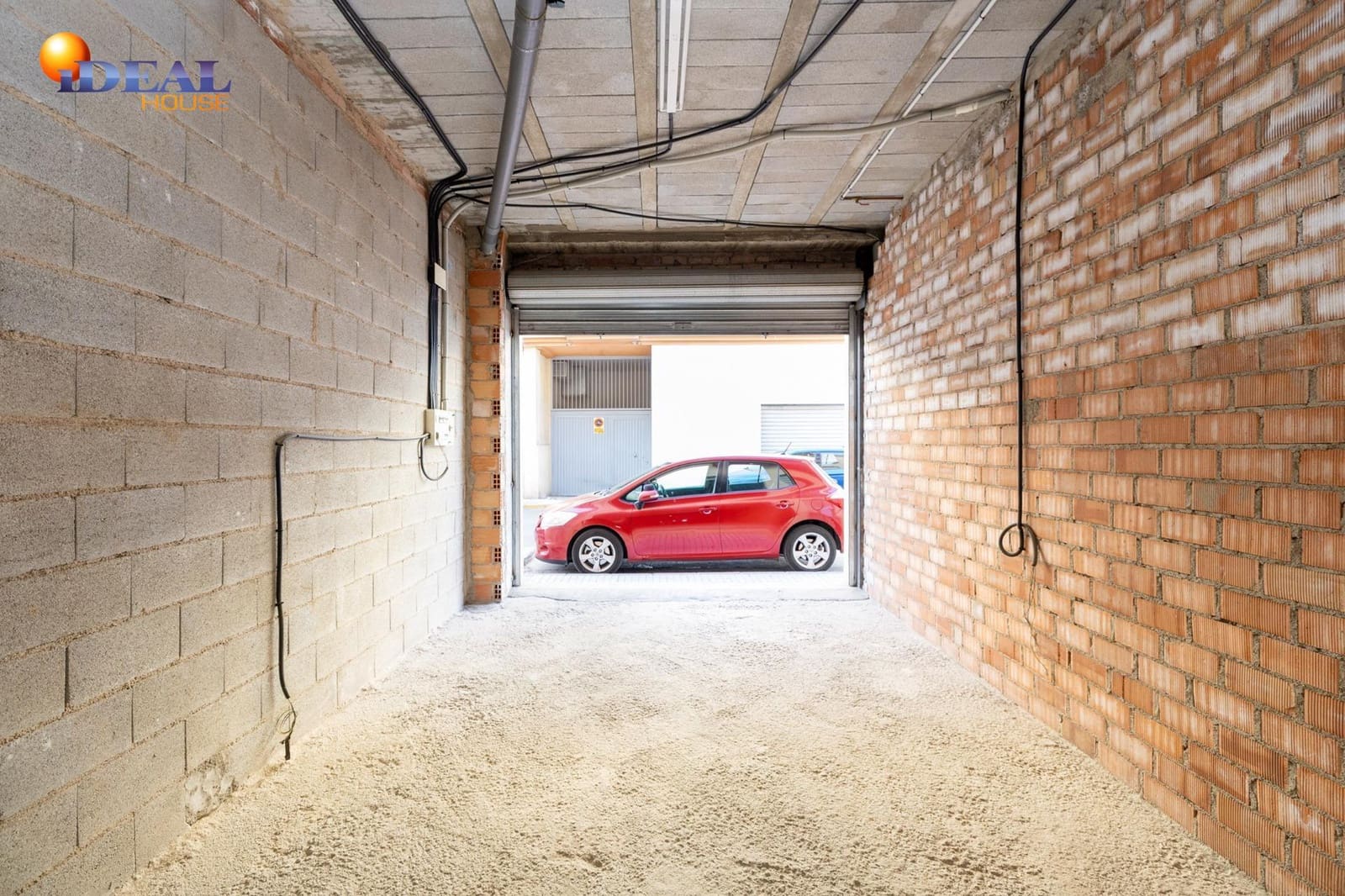 Comercial para venda em Peligros - 59 000 € (Ref: 9434172)