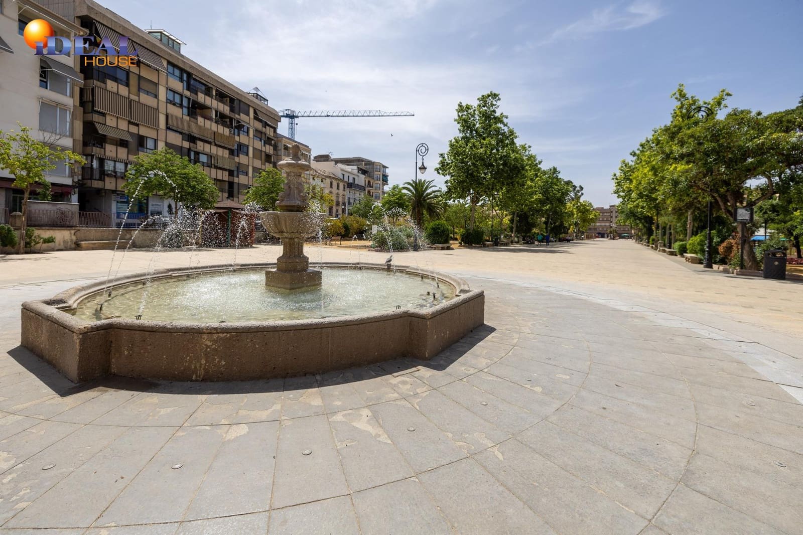 4 bedroom Flat for sale in Alcala la Real with garage - € 235,000 (Ref: 9434175)