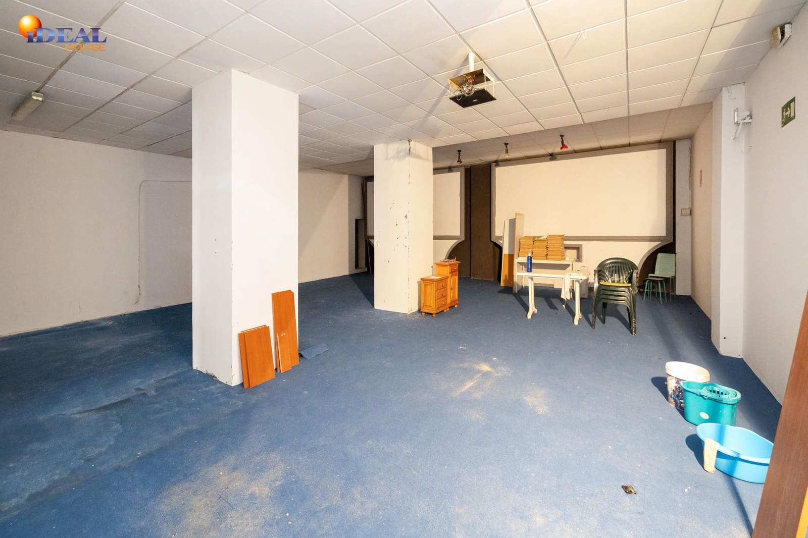 Företag till salu i Granada stad - 200 000 € (Ref: 9434182)