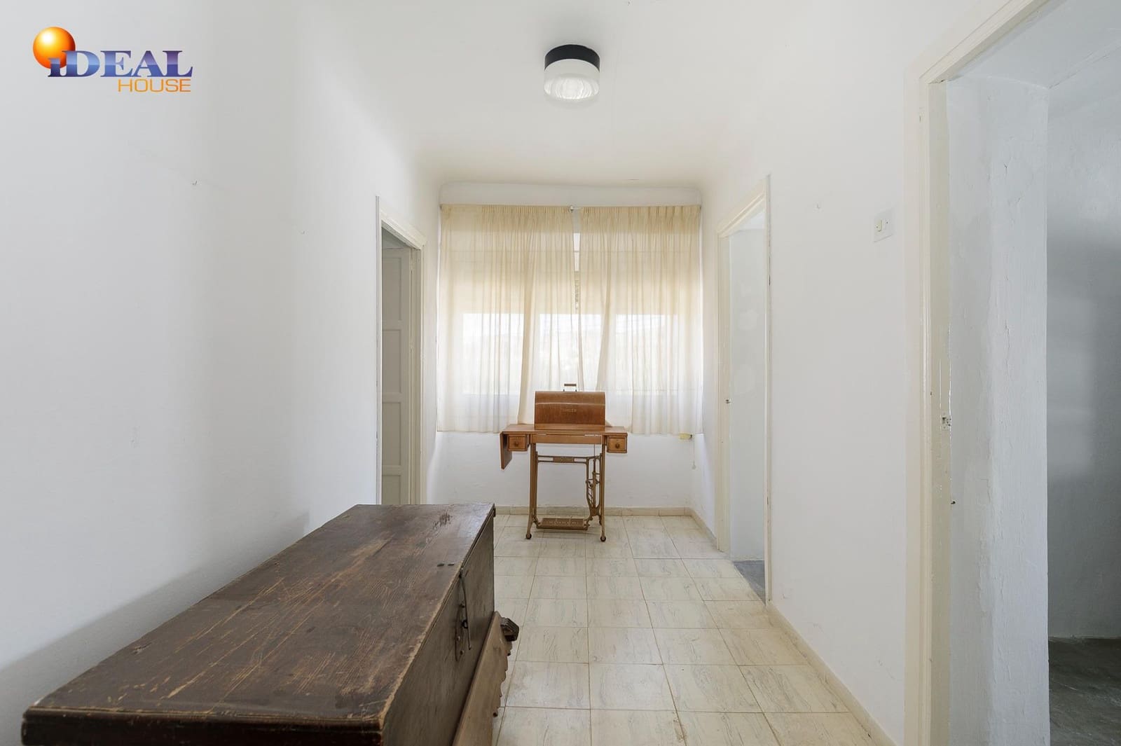 5 bedroom Business for sale in Moraleda de Zafayona with garage - € 199,000 (Ref: 9434183)