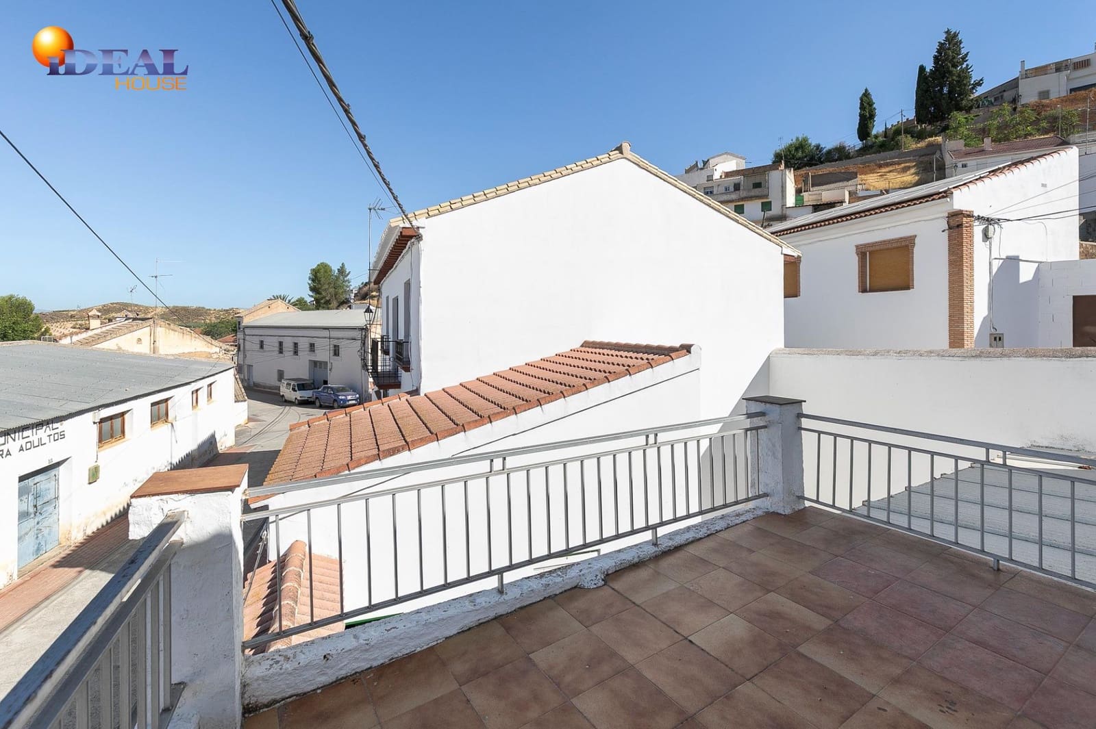 5 bedroom Business for sale in Moraleda de Zafayona with garage - € 199,000 (Ref: 9434183)