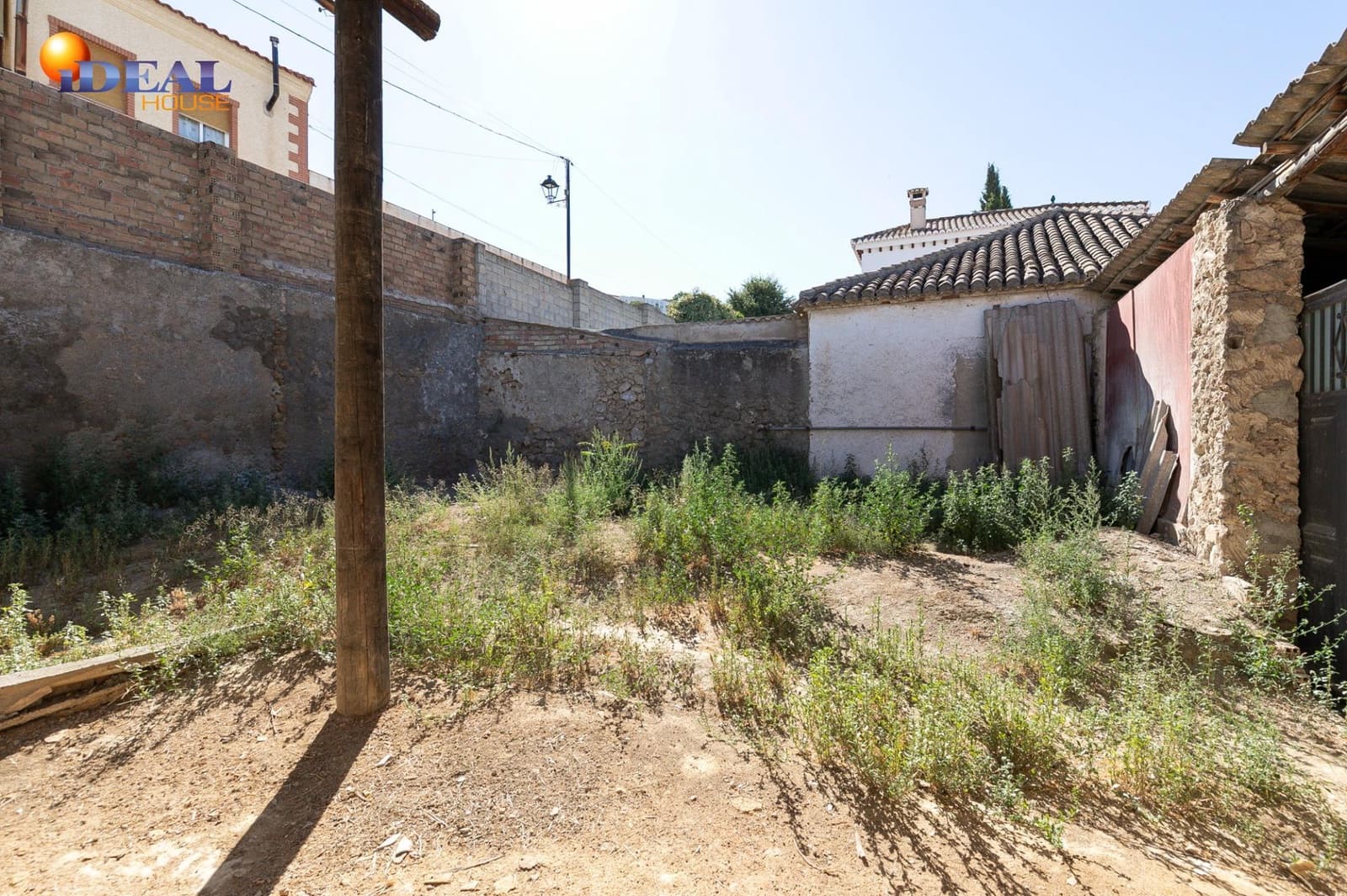 5 bedroom Business for sale in Moraleda de Zafayona with garage - € 199,000 (Ref: 9434183)