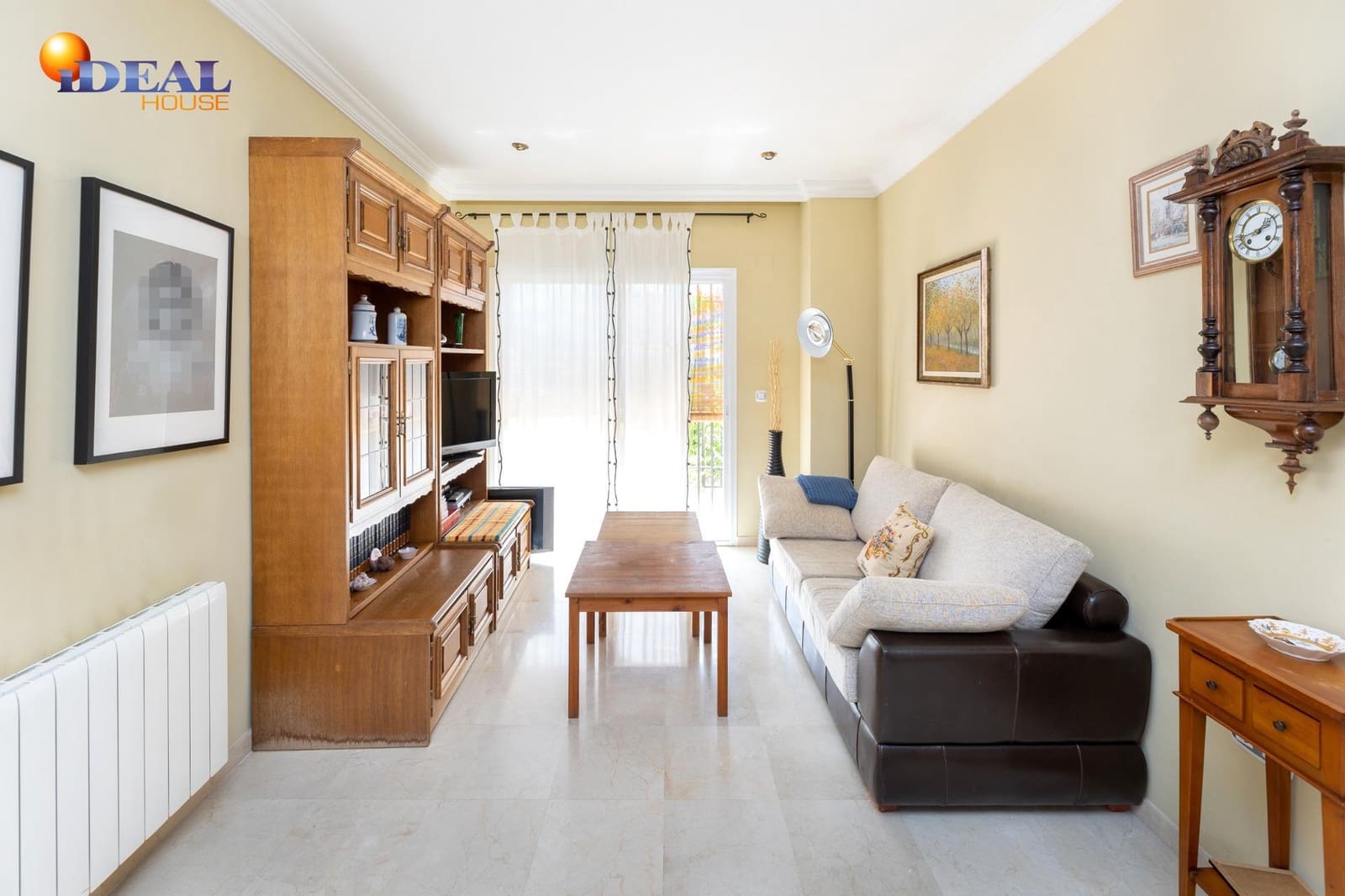 4 slaapkamer Rijtjeshuis te koop in Granada stad met zwembad garage - € 430.000 (Ref: 9434189)