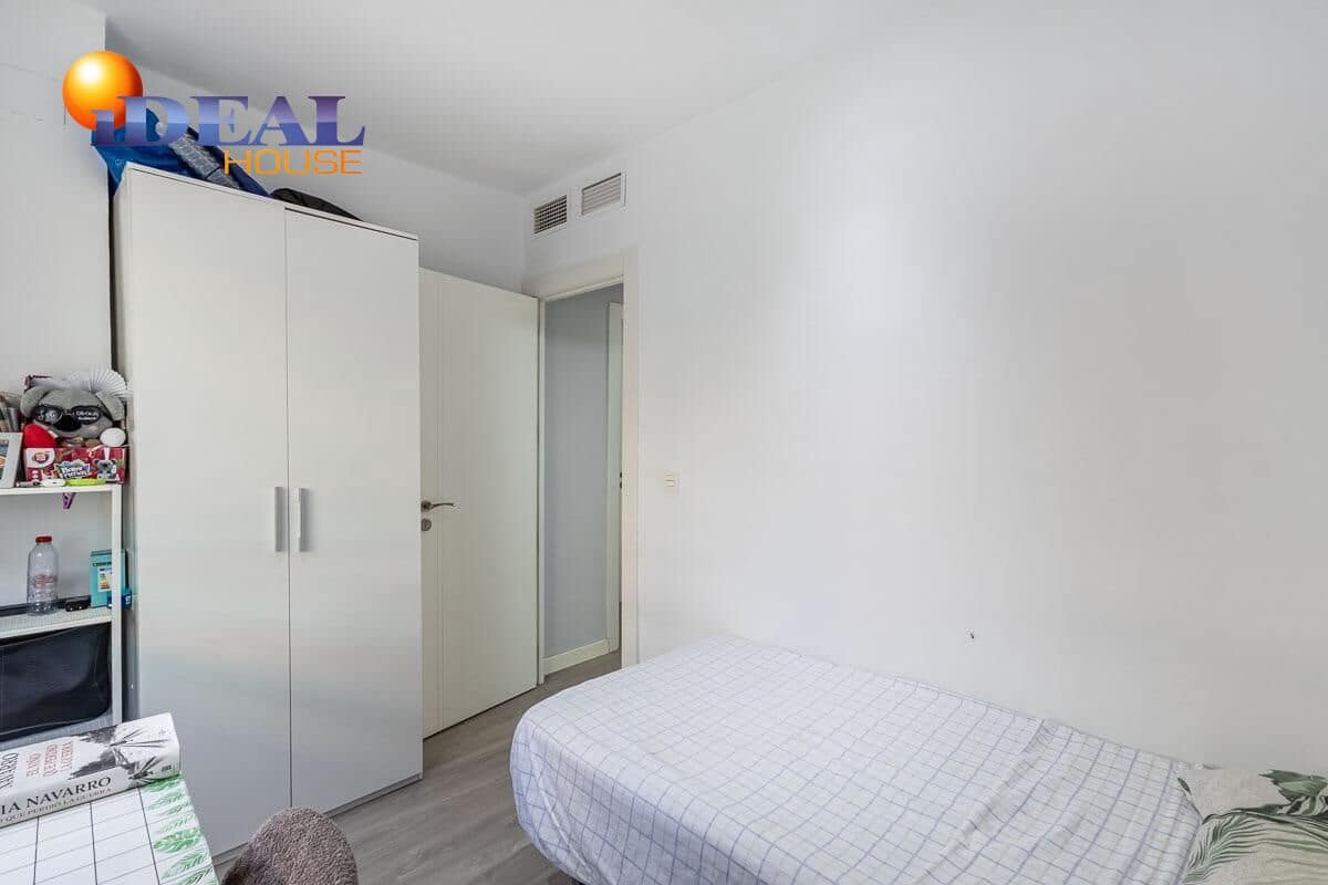 3 makuuhuone Asunto myytävänä paikassa Granada kaupunki - 195 000 € (Ref: 9434192)