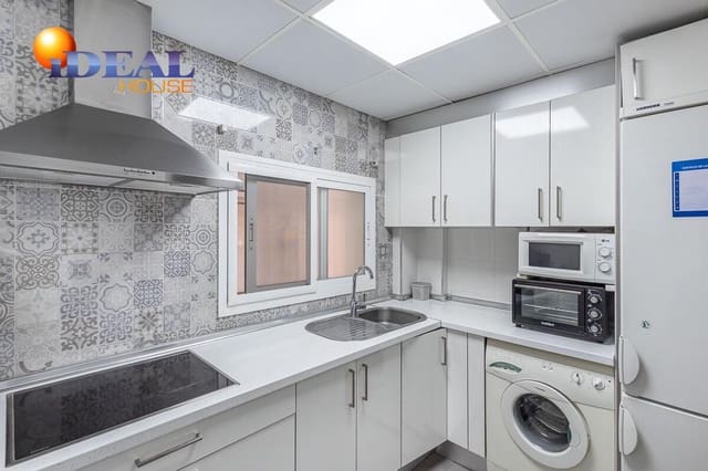 3 makuuhuone Asunto myytävänä paikassa Cerrillo de Maracena - Periodistas, Granada kaupunki - 195 000 € (Ref: 9434192)